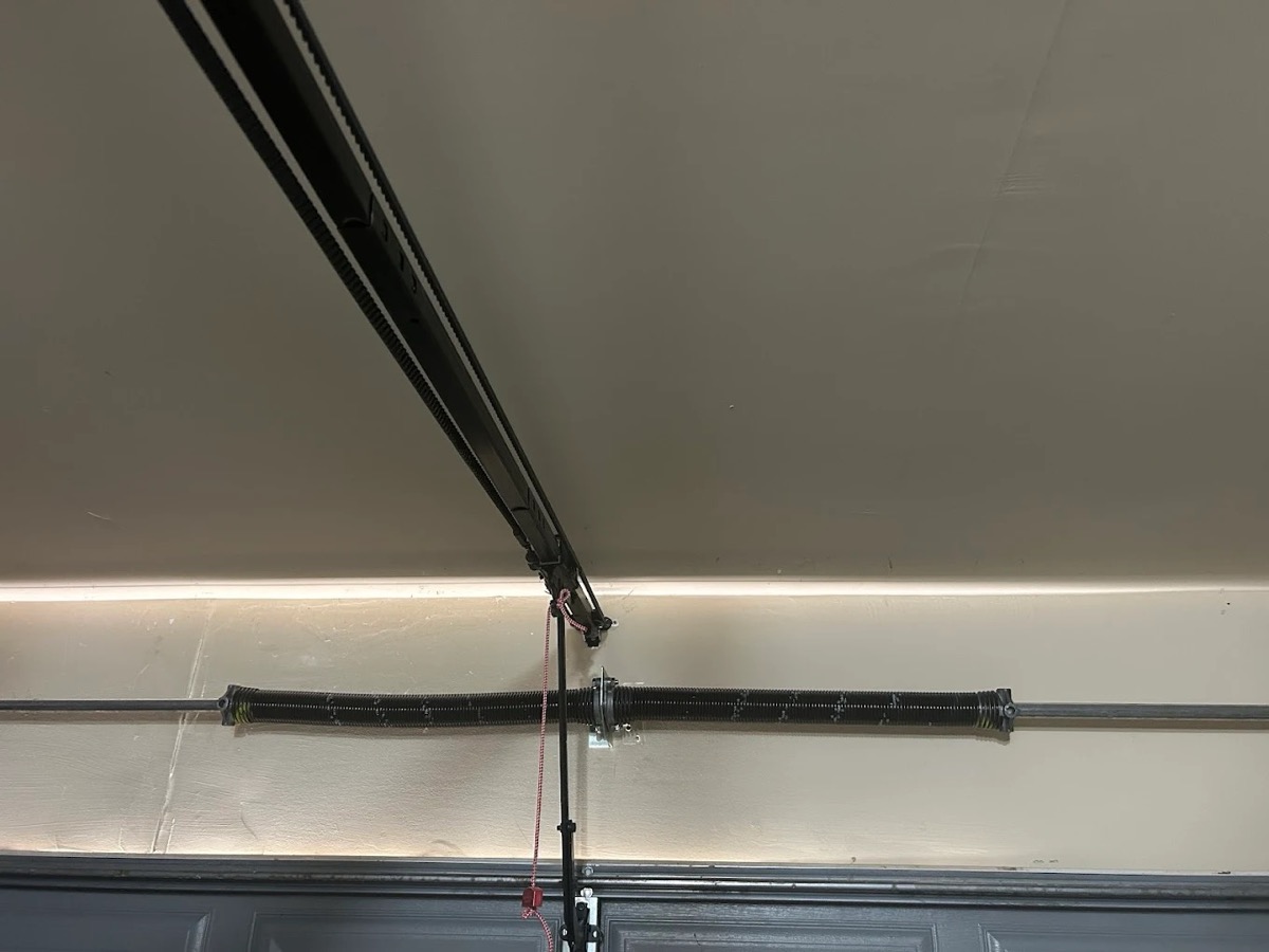 5 Warning Signs Your Garage Door Spring Is About to Break